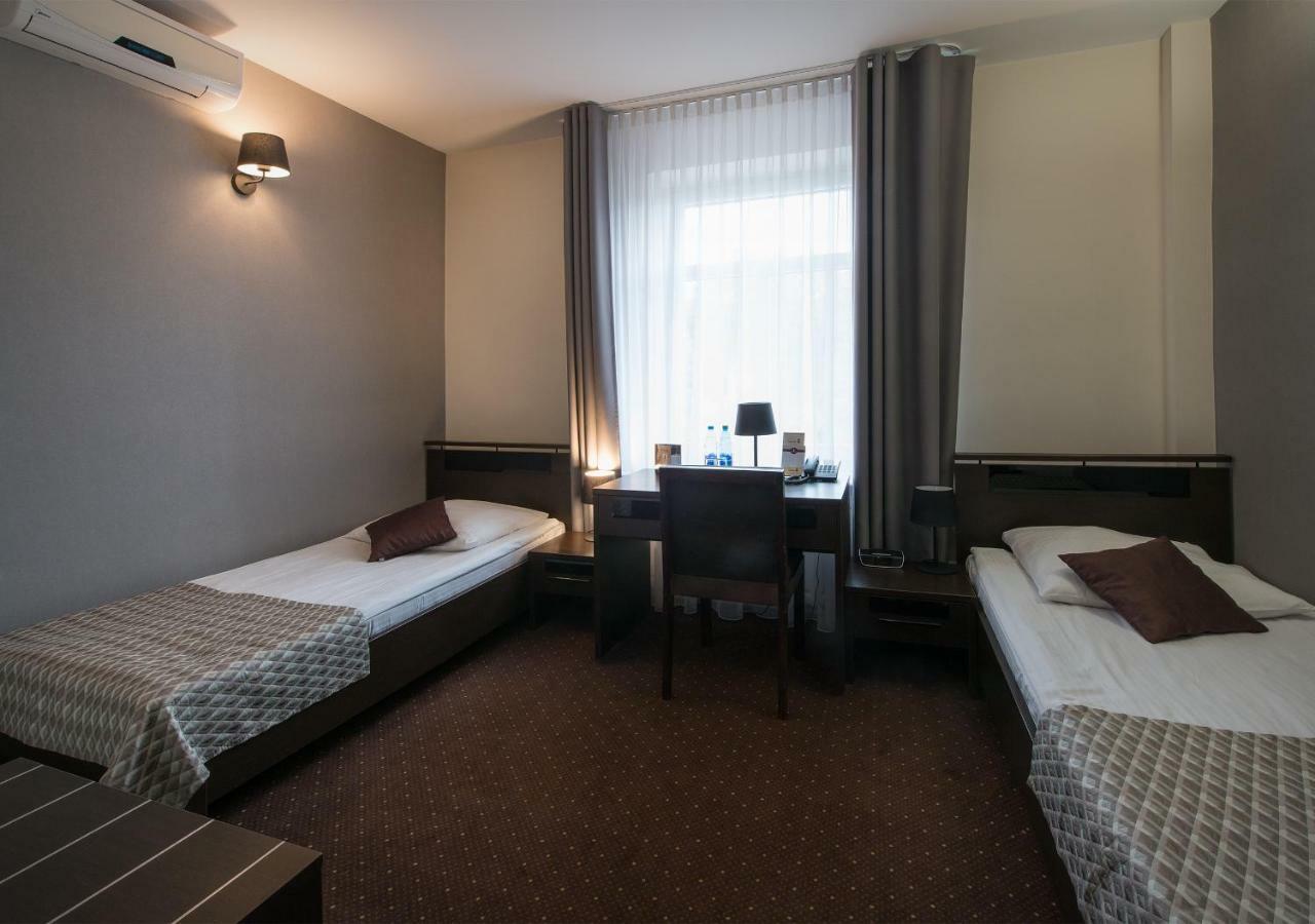 Hotel Capitol Biala Podlaska Exterior photo